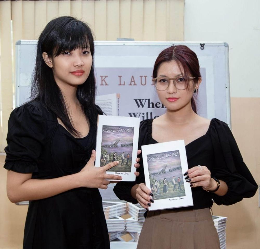 Book titled ‘When Will Willow Die?’ by Merasen-na Jamir (left) was released by Elongshila Jamir (Right) at Tourist Lodge, Dimapur on October 21.